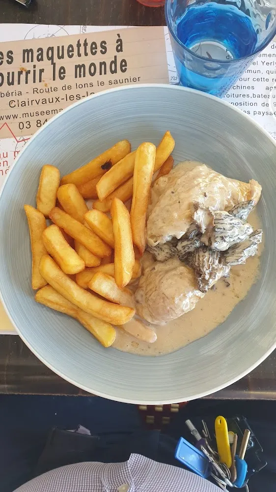 Poulet Vin Jaune Et Morilles